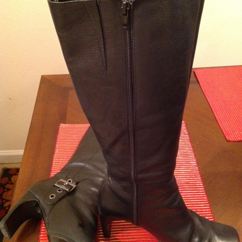 Enzo Angiolini Leather Boots